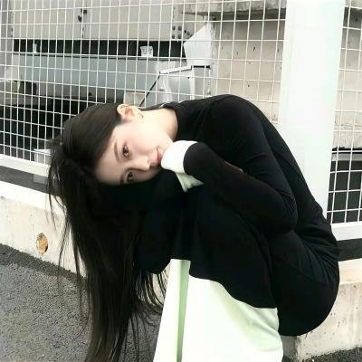 三小一家人